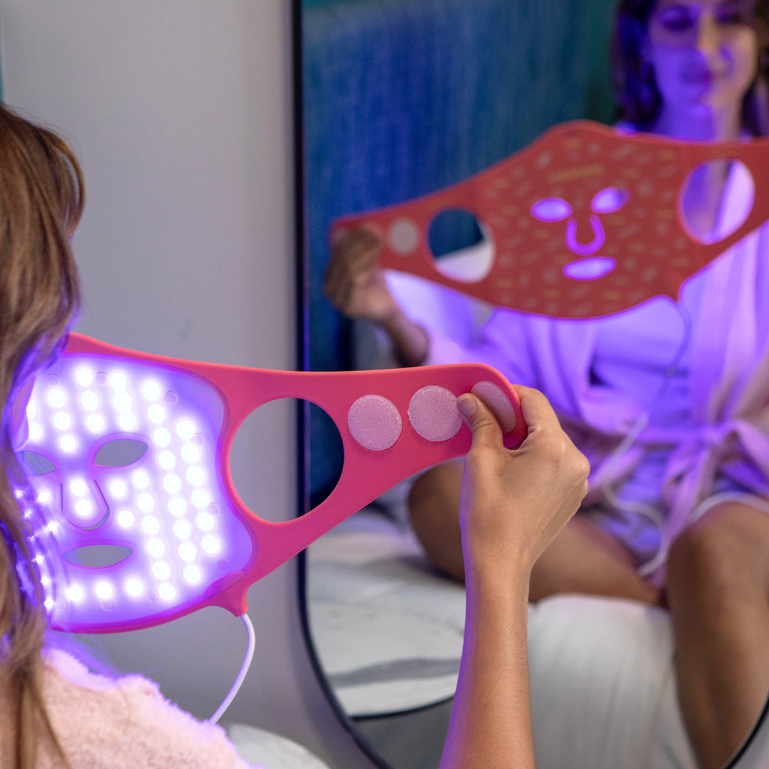 Peachaboo Pro Glo Silicone LED Light Therapy Mask (with Near-Infrared)